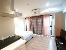 Happy Suites at Knightsbridge Res Makati