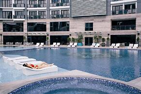 Happy Suites at Knightsbridge Res Makati