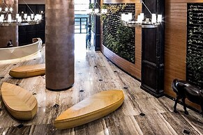 Happy Suites at Knightsbridge Res Makati