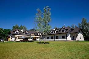 Dwór Klembów