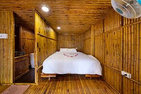 Hoi An SeaBreeze Village Resort