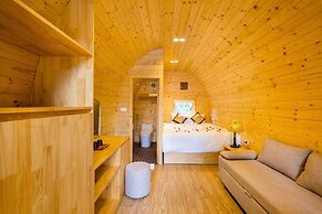 Hoi An SeaBreeze Village Resort