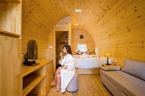 Hoi An SeaBreeze Village Resort