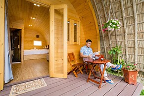 Hoi An SeaBreeze Village Resort