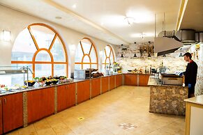 Complex Sunrise All Inclusive