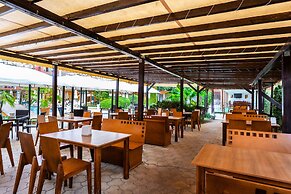 Complex Sunrise All Inclusive