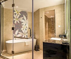 La Vela Saigon Hotel