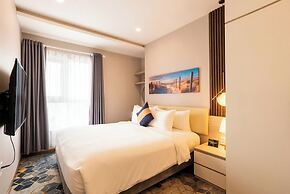 La Vela Saigon Hotel