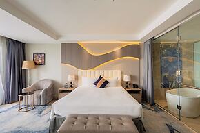 La Vela Saigon Hotel