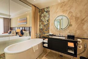La Vela Saigon Hotel