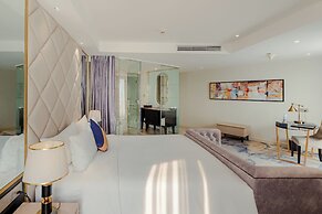La Vela Saigon Hotel