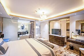 La Vela Saigon Hotel