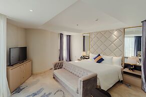 La Vela Saigon Hotel