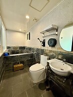 Mei Zhi Lin Holiday Homestay