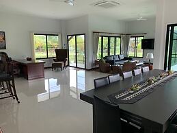 Villa Warin Khao Lak