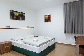 HI Maayan Harod Hostel