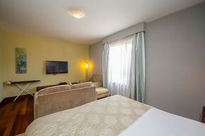 Taarifa Suites by Dunhill Serviced Apartments