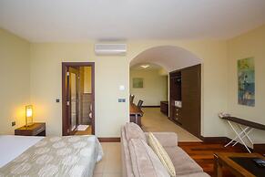 Taarifa Suites by Dunhill Serviced Apartments