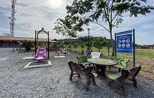 OYO 90168 Serambi Pelangi Chalet