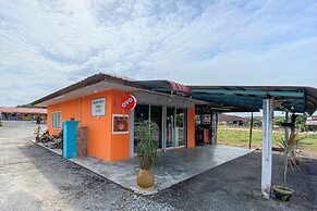 OYO 90168 Serambi Pelangi Chalet