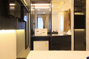 Pratunam Atrium Hotel