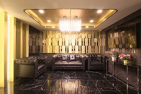 Pratunam Atrium Hotel