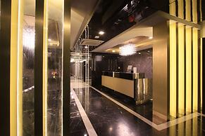 Pratunam Atrium Hotel