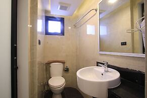 Pratunam Atrium Hotel