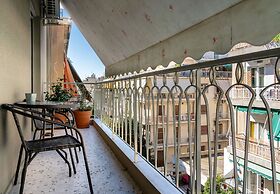 Absolute Athens Apartments