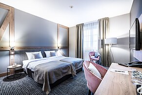 Sezony. Restauracja i Hotel