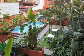 Enjoybcn Patio de Gala Apartments