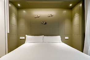 Enjoybcn Patio de Gala Apartments