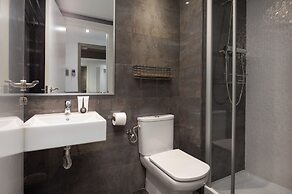 Enjoybcn Patio de Gala Apartments