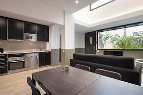 Enjoybcn Patio de Gala Apartments