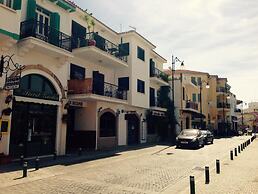 Ne'r Beach Calm Place