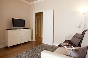 Enjoybcn Coliseum Apartments