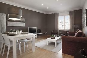 Enjoybcn Coliseum Apartments