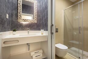 Enjoybcn Coliseum Apartments