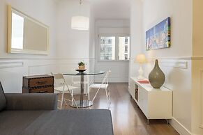 Enjoybcn Coliseum Apartments