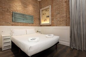 Enjoybcn Coliseum Apartments