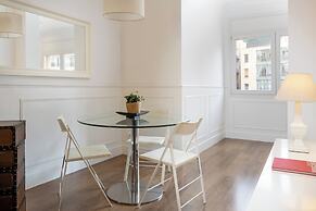 Enjoybcn Coliseum Apartments
