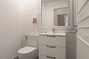 Enjoybcn Coliseum Apartments