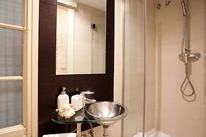 Enjoybcn Coliseum Apartments