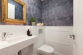 Enjoybcn Coliseum Apartments