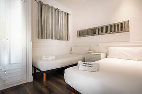 Enjoybcn Coliseum Apartments