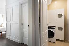 Enjoybcn Coliseum Apartments