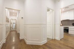 Enjoybcn Coliseum Apartments