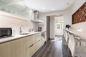 Enjoybcn Coliseum Apartments