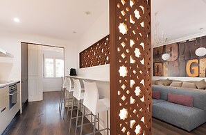 Enjoybcn Coliseum Apartments