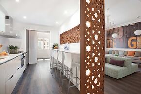 Enjoybcn Coliseum Apartments